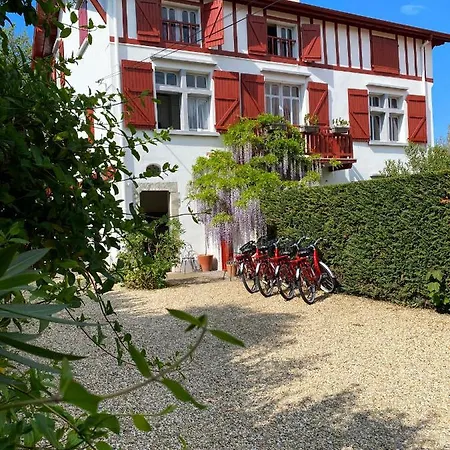 Apartment Just Like - Private Parking - Free E-bikes - Welcome Breakfast