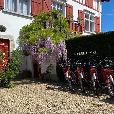 Just Like - Private Parking - Free E-bikes - Welcome Breakfast Apartment *
